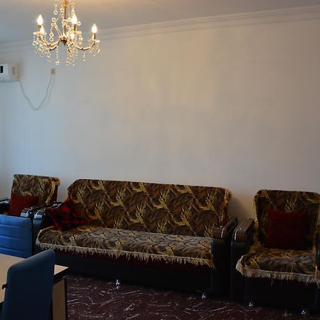 Apartment Nona Vox バトゥーミ エクステリア 写真