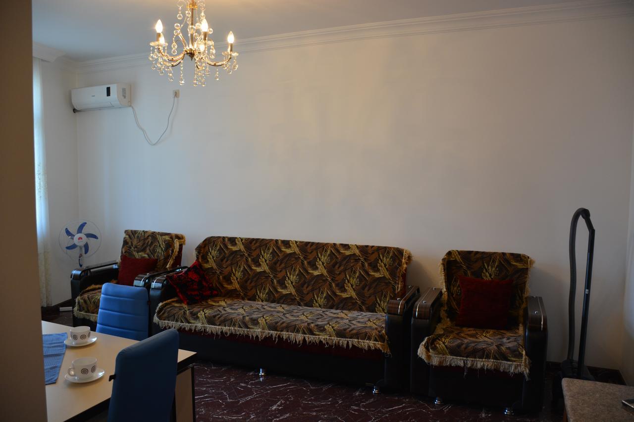 Apartment Nona Vox バトゥーミ エクステリア 写真